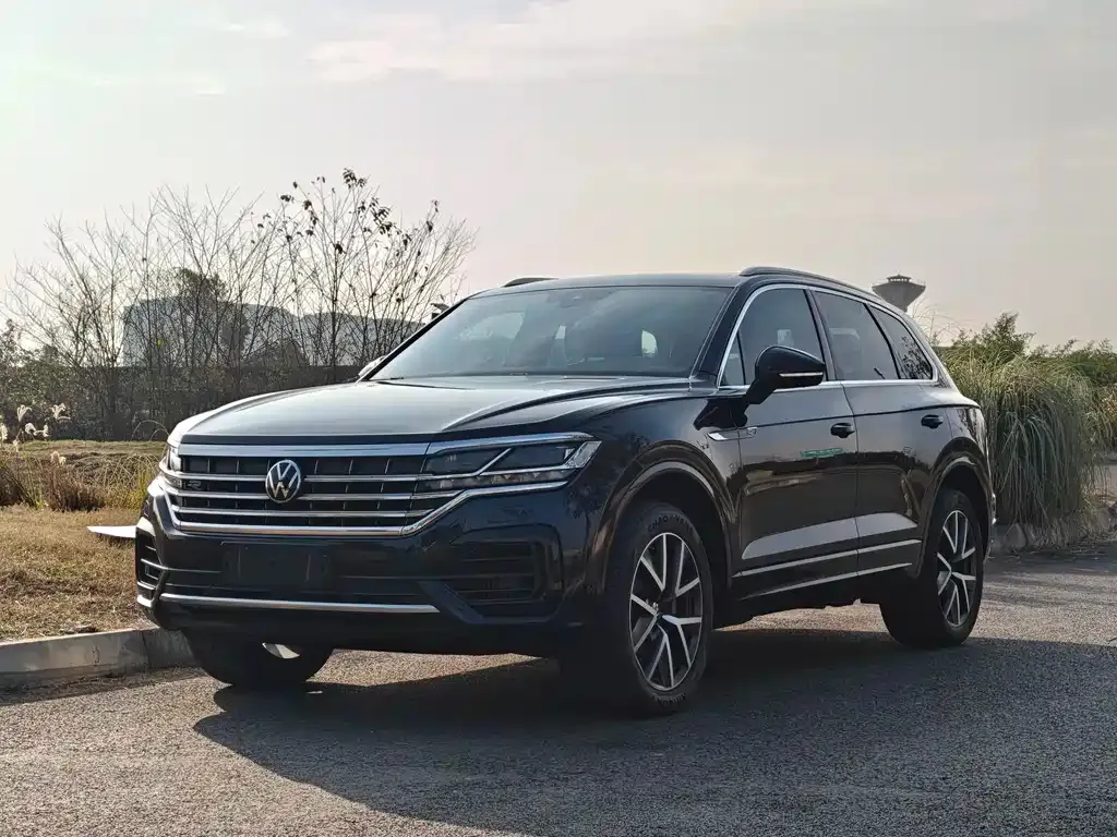 Volkswagen Touareg 2023 из CN, фото 1