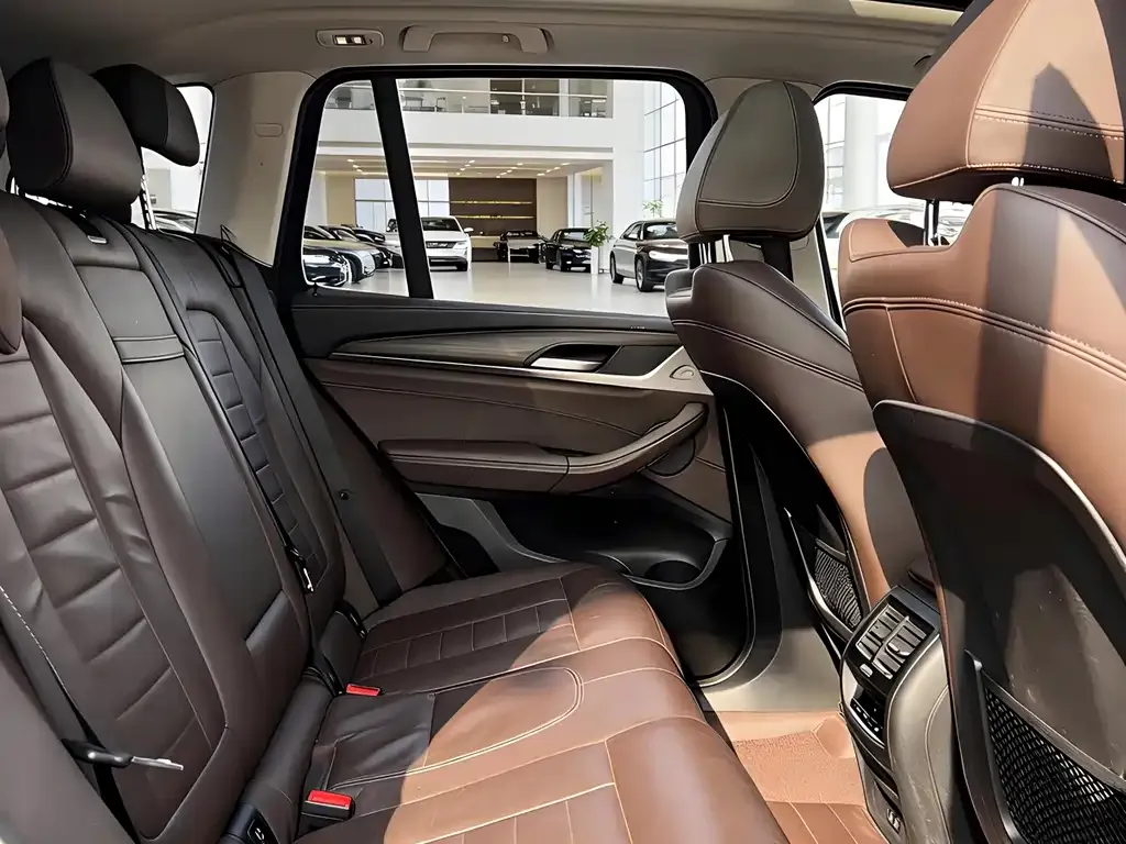 BMW X3 2021 из CN, фото 3