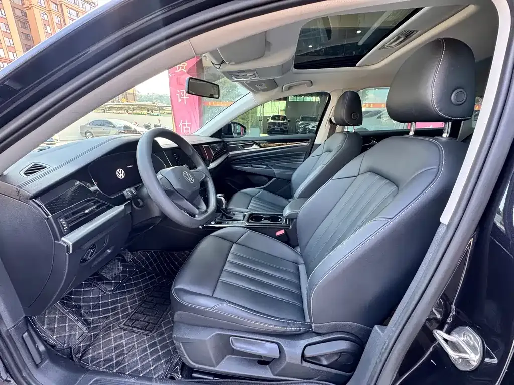 Volkswagen Passat 2021 из CN, фото 5