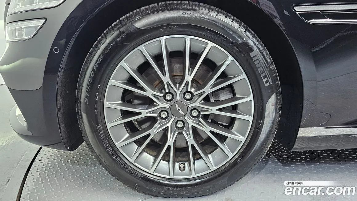 Genesis G80 — фото 10