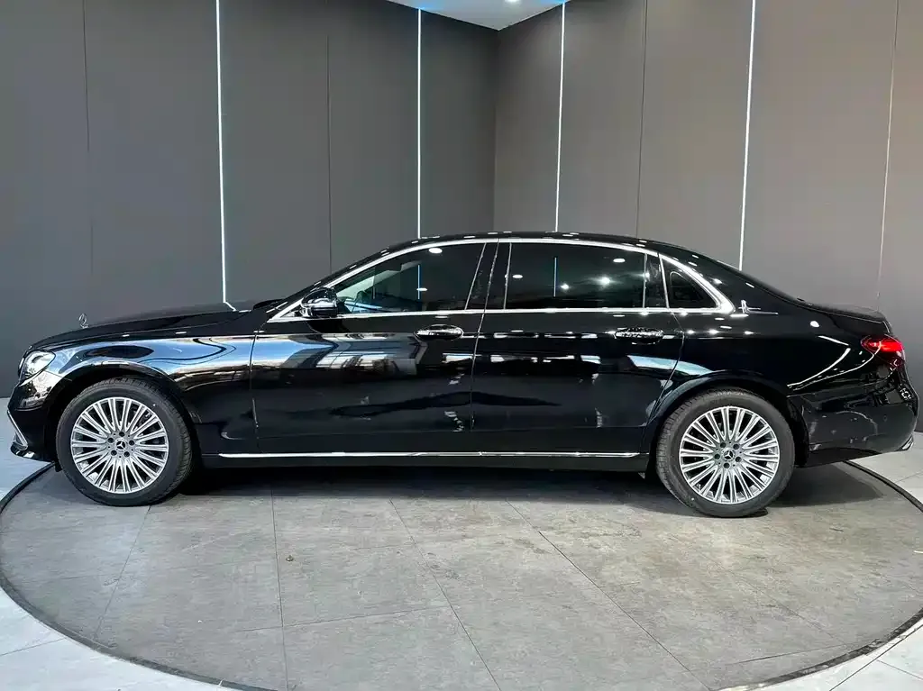 Mercedes-Benz E-Class 2023 из CN, фото 9