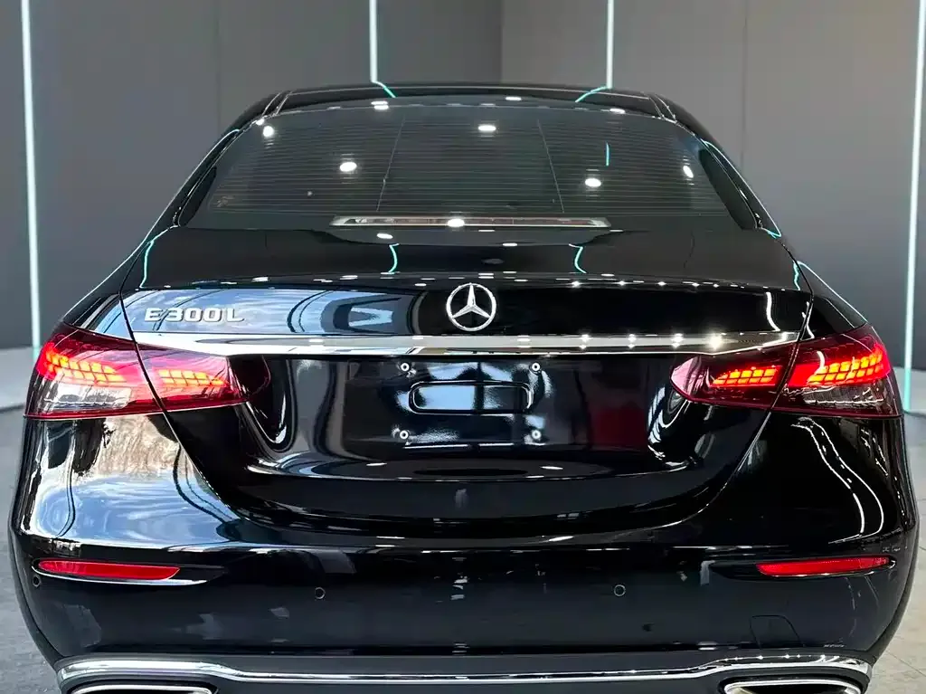 Mercedes-Benz E-Class 2023 из CN, фото 7