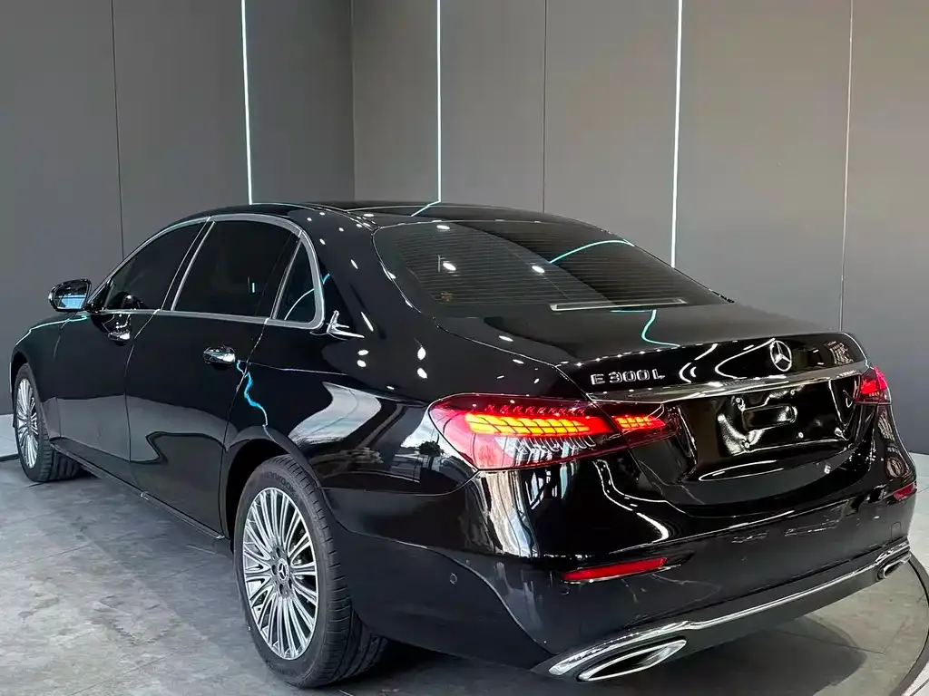 Mercedes-Benz E-Class 2023 из CN, фото 2