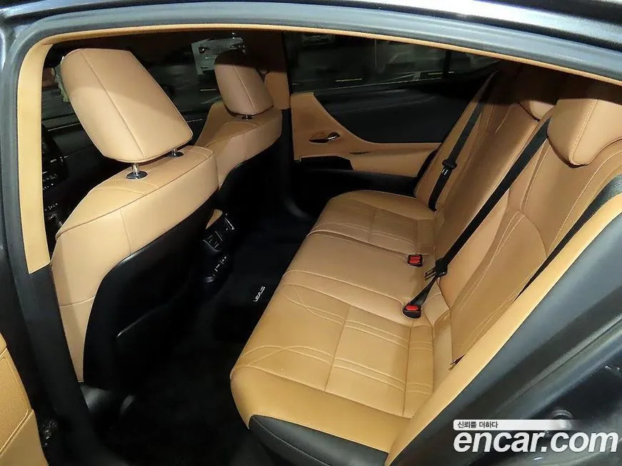 Lexus ES 2023 из KR, фото 10