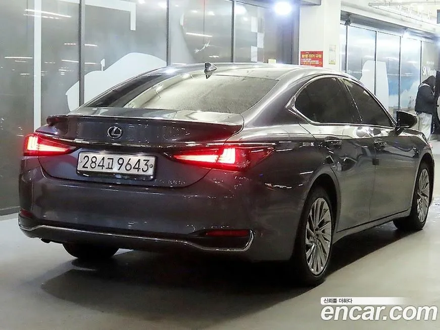 Lexus ES 2023 из KR, фото 4