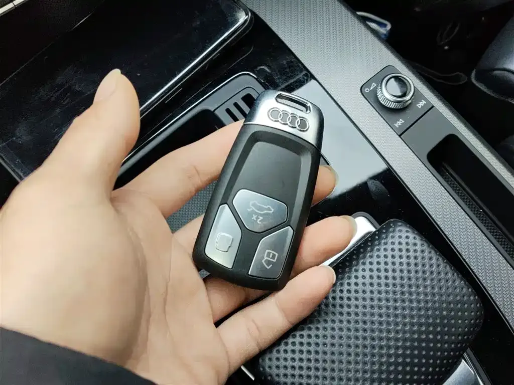 Audi Q5L 2024 из CN, фото 3
