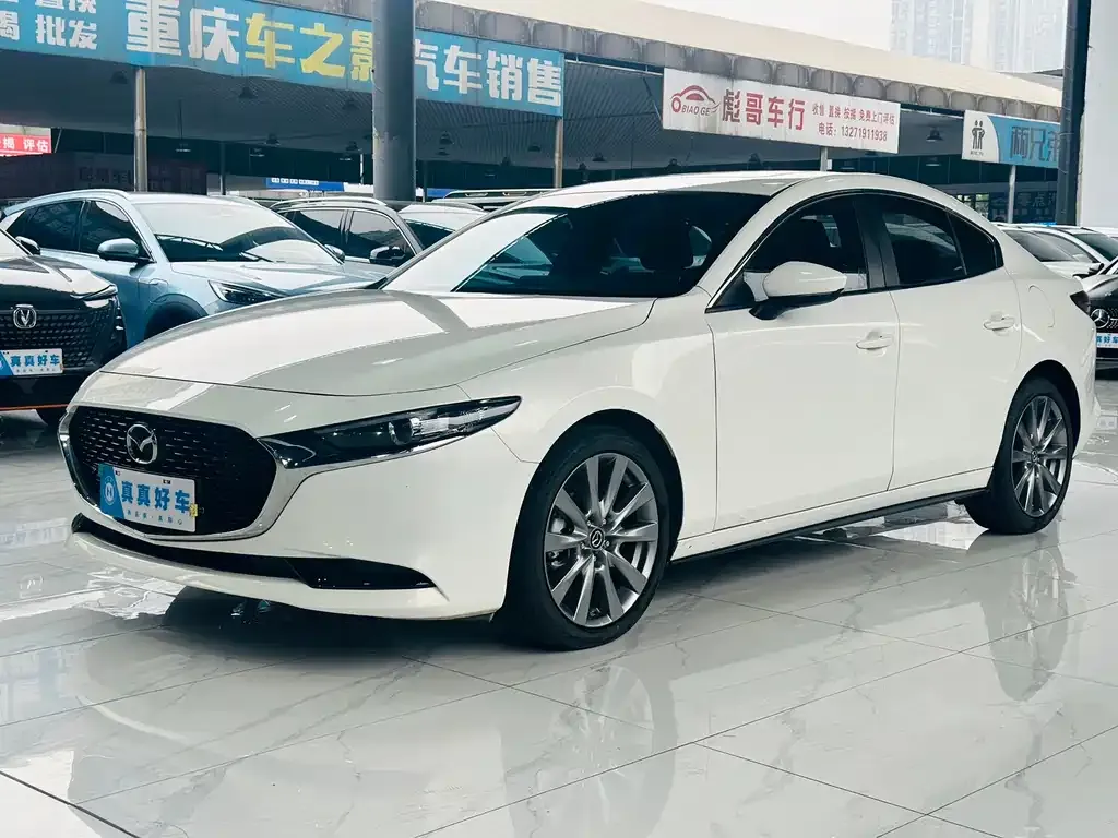 Mazda 3 Axela 2023 из CN, фото 1
