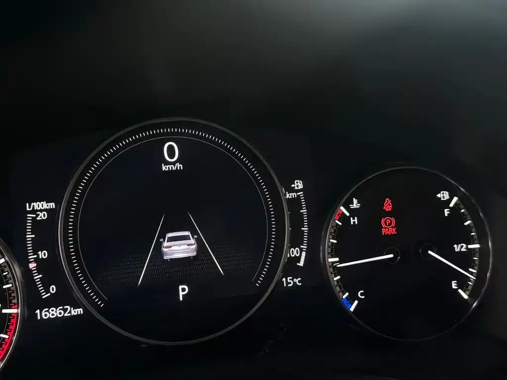 Mazda 3 Axela 2023 из CN, фото 9