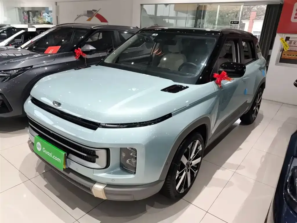 Geely Icon — фото 1