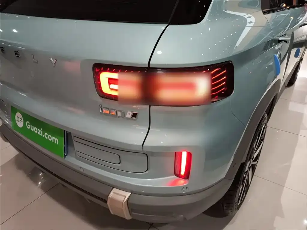Geely Icon — фото 3