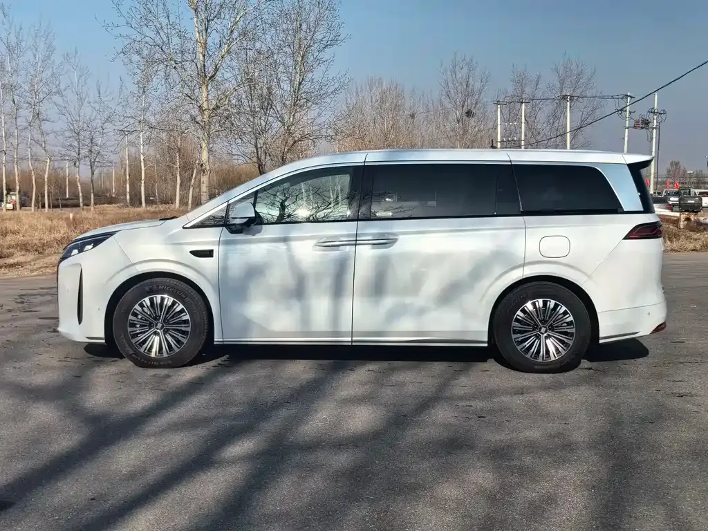 BYD Xia 2025 из CN, фото 10