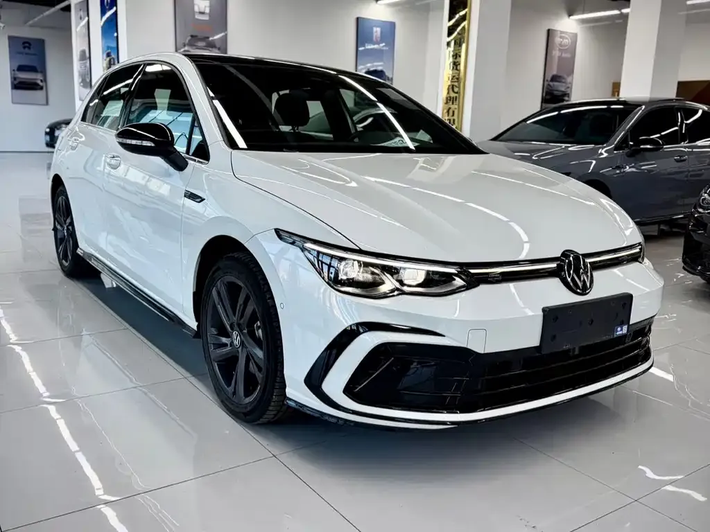 Volkswagen Golf 2022 из CN, фото 8