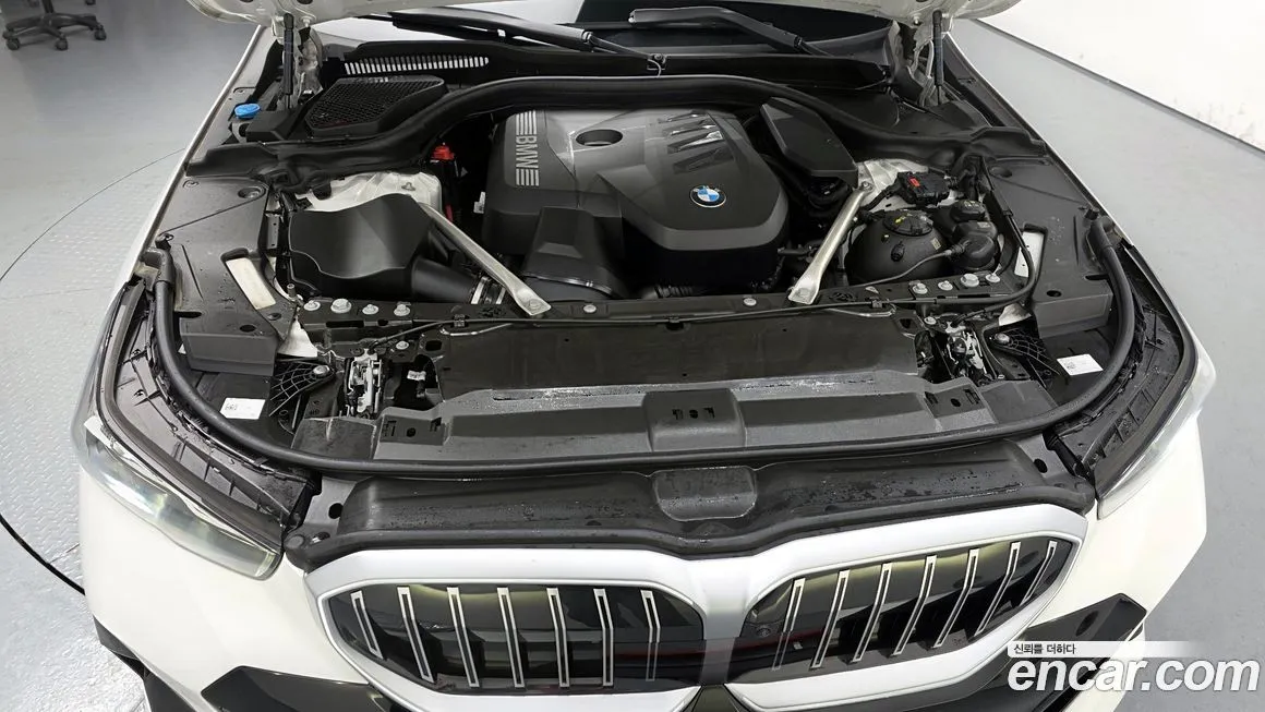 BMW 5-Series 2024 из KR, фото 9