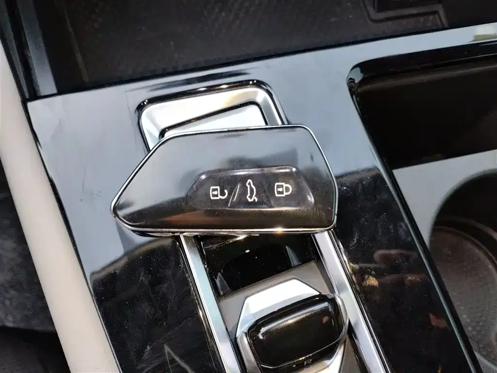 Volkswagen Teramont 2024 из CN, фото 8