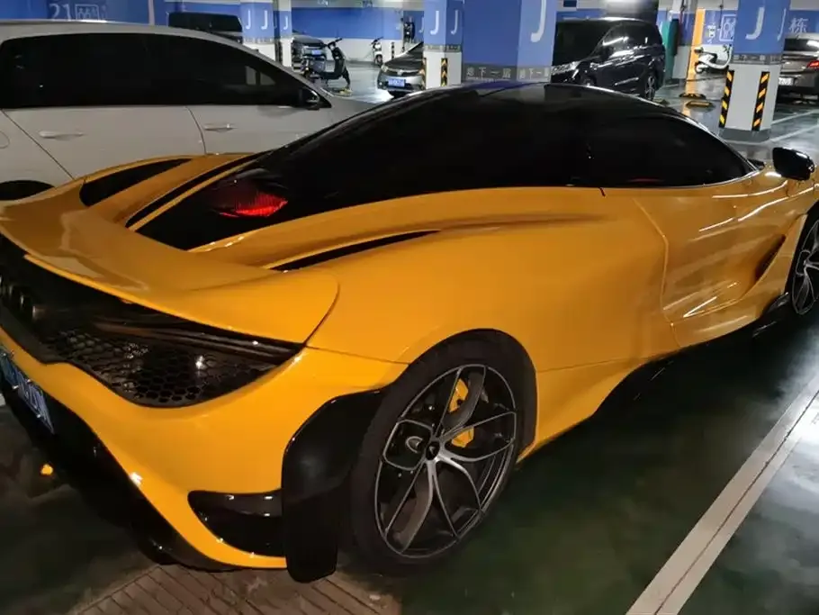 McLaren 720S 2021 из CN, фото 3