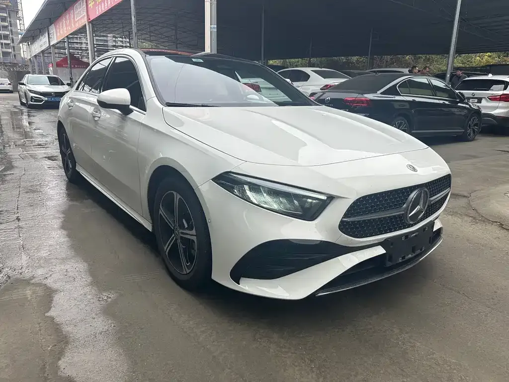 Mercedes-Benz A-Class 2023 из CN, фото 10