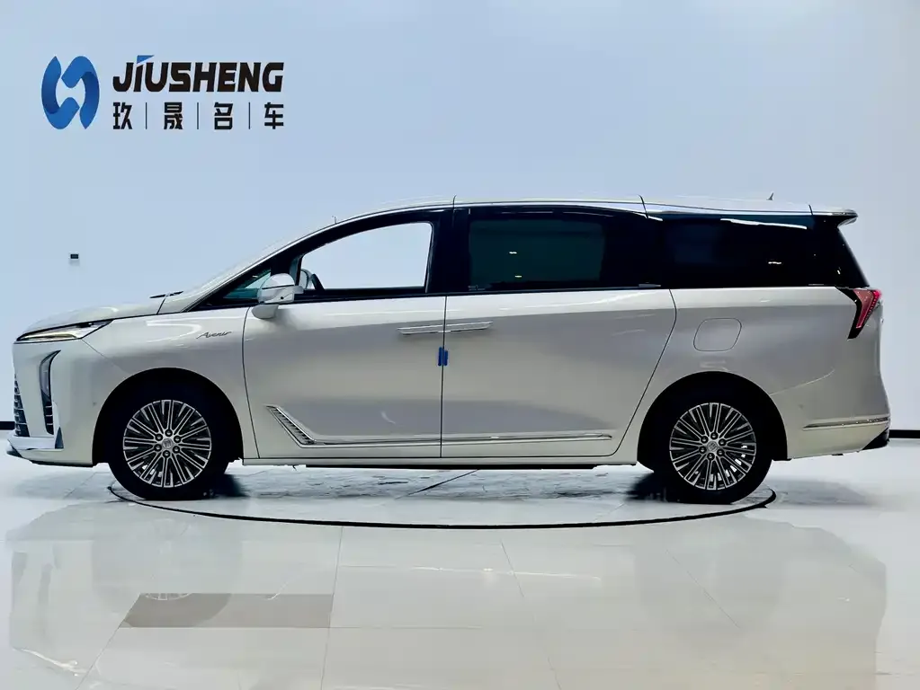 Buick GL8 Hybrid 2024 из CN, фото 10
