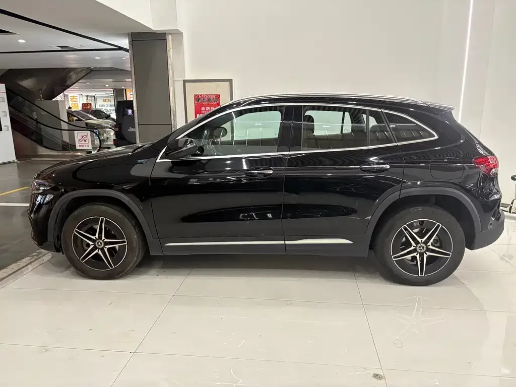 Mercedes-Benz EQA 2022 из CN, фото 3