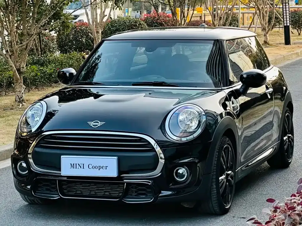 MINI Cooper (3-door) 2021 из CN, фото 1
