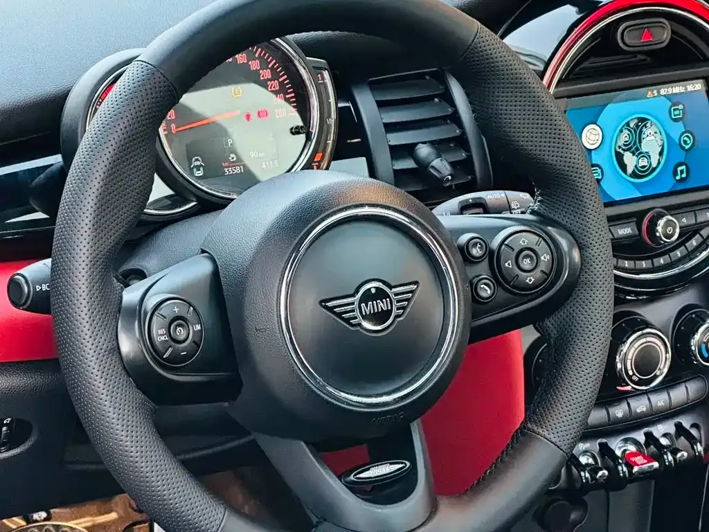 MINI Cooper (3-door) 2021 из CN, фото 4