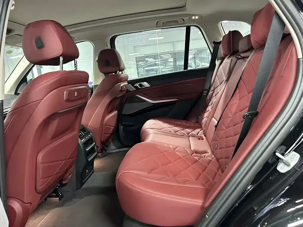 BMW X5 2025 из CN, фото 2