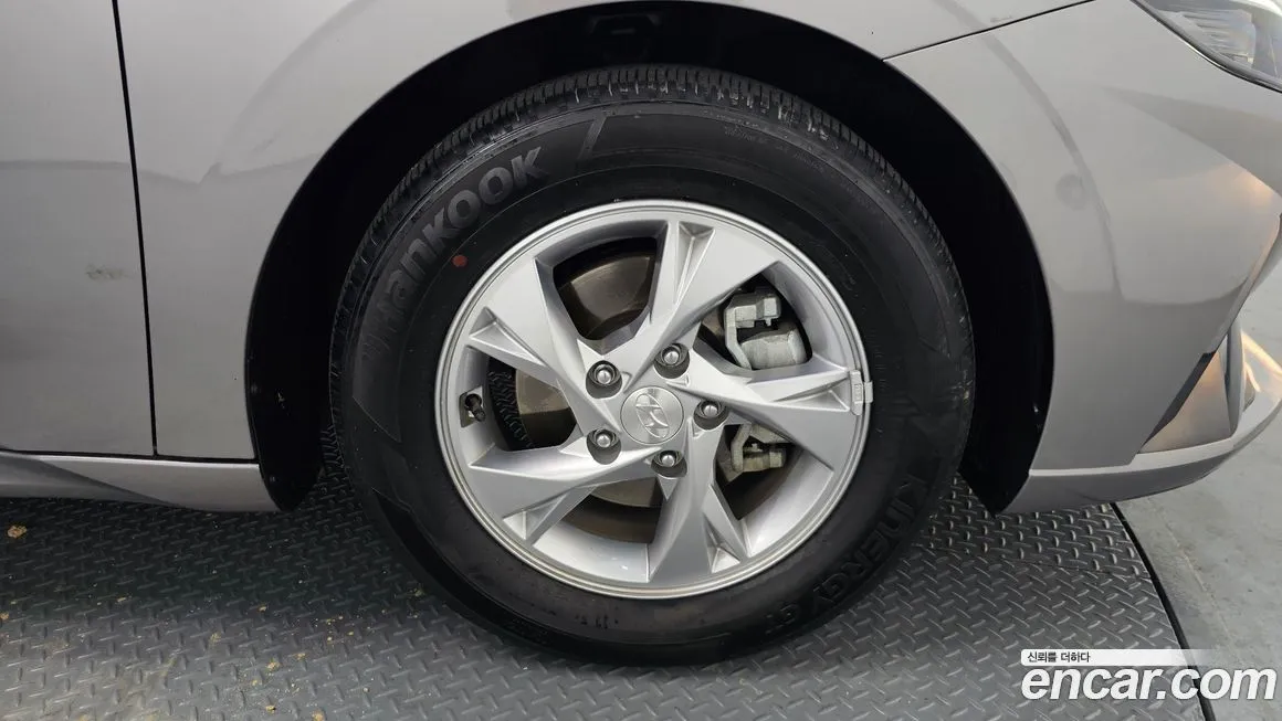 Hyundai AVANTE 2021 из KR, фото 3