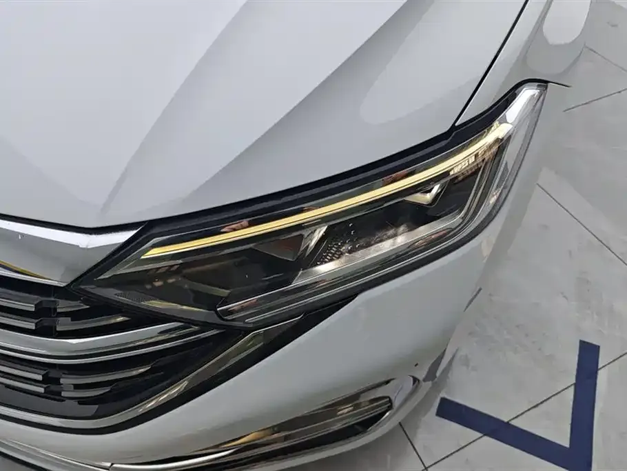 Volkswagen Sagitar 2023 из CN, фото 5