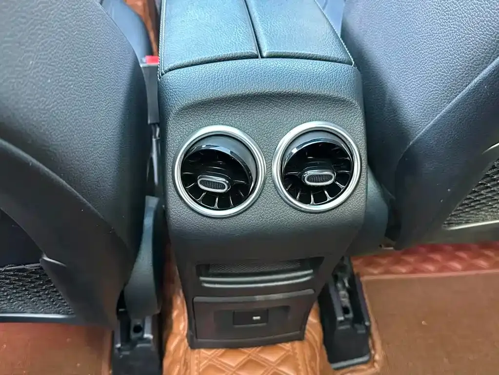 Mercedes-Benz GLB 2021 из CN, фото 8