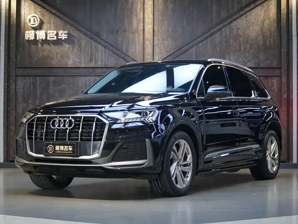 Audi Q7 2022 из CN, фото 1