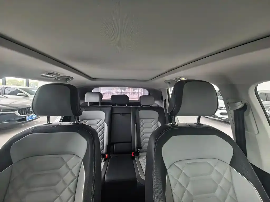 Volkswagen Tayron 2022 из CN, фото 8