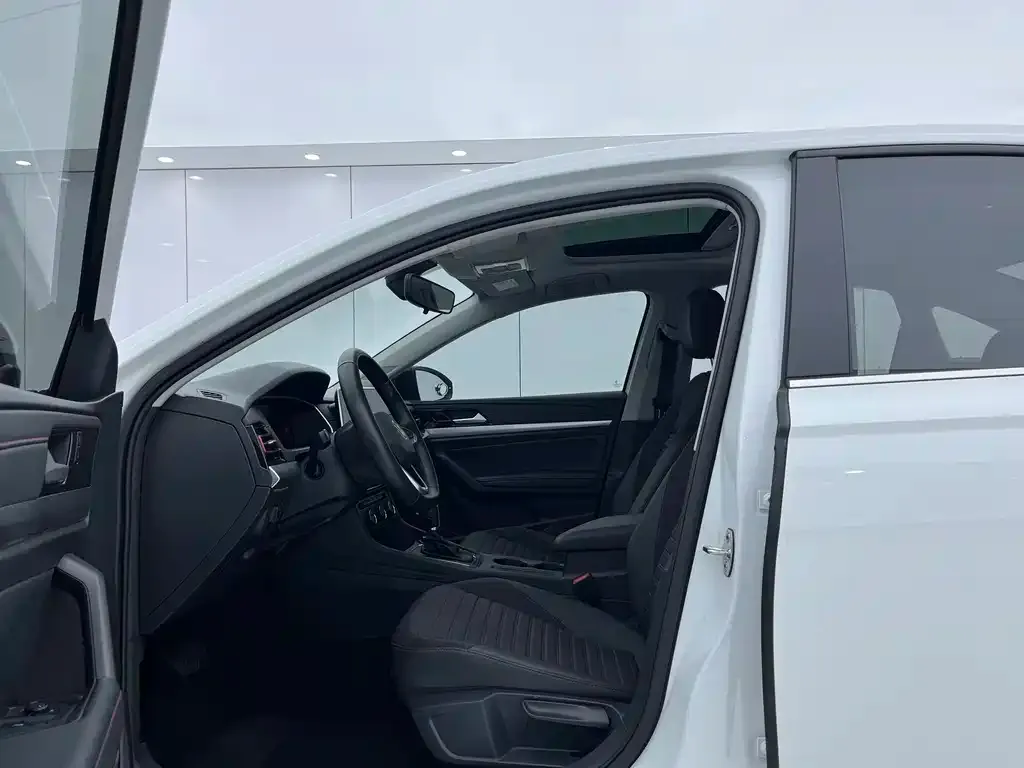 Volkswagen Lavida 2022 из CN, фото 7