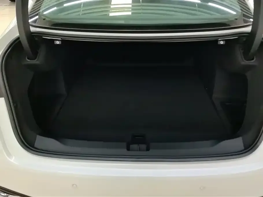 Buick LaCrosse 2025 из CN, фото 4