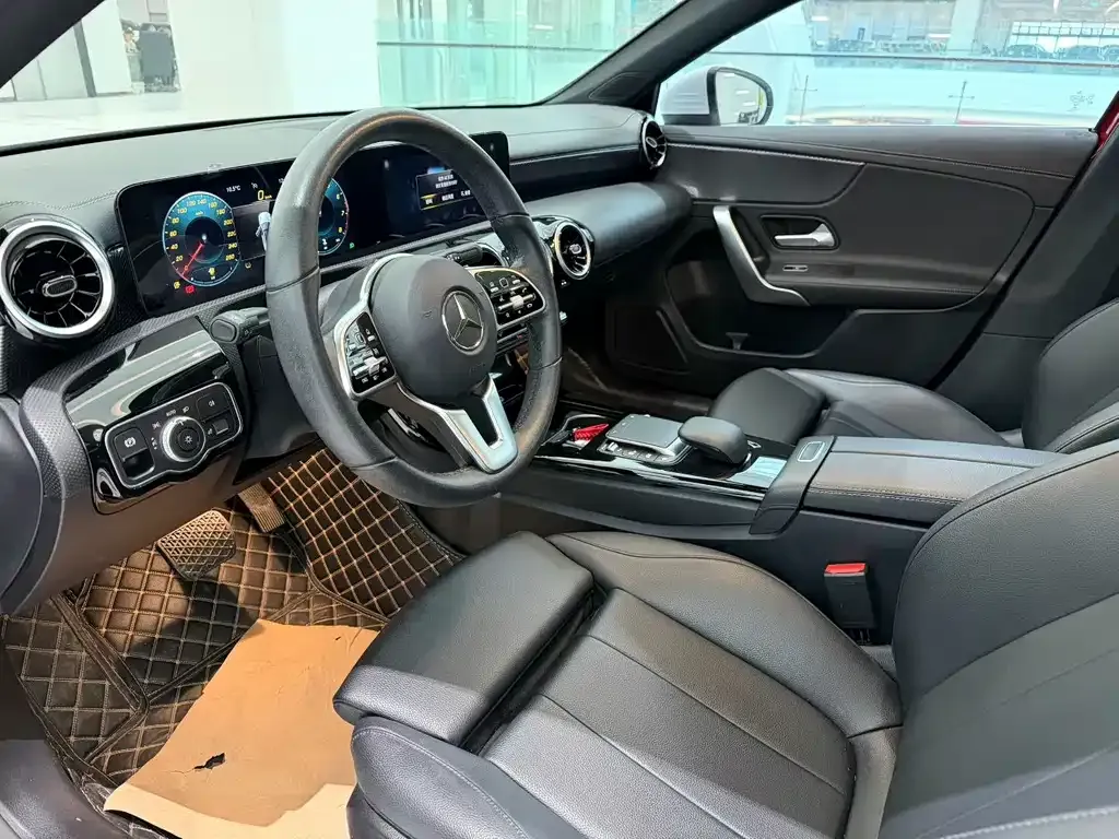 Mercedes-Benz A-Class 2022 из CN, фото 4