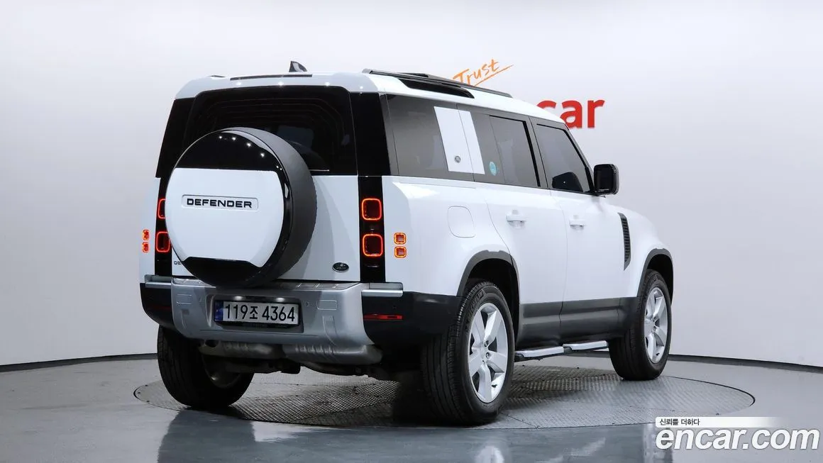 Land Rover Defender 2023 из KR, фото 2