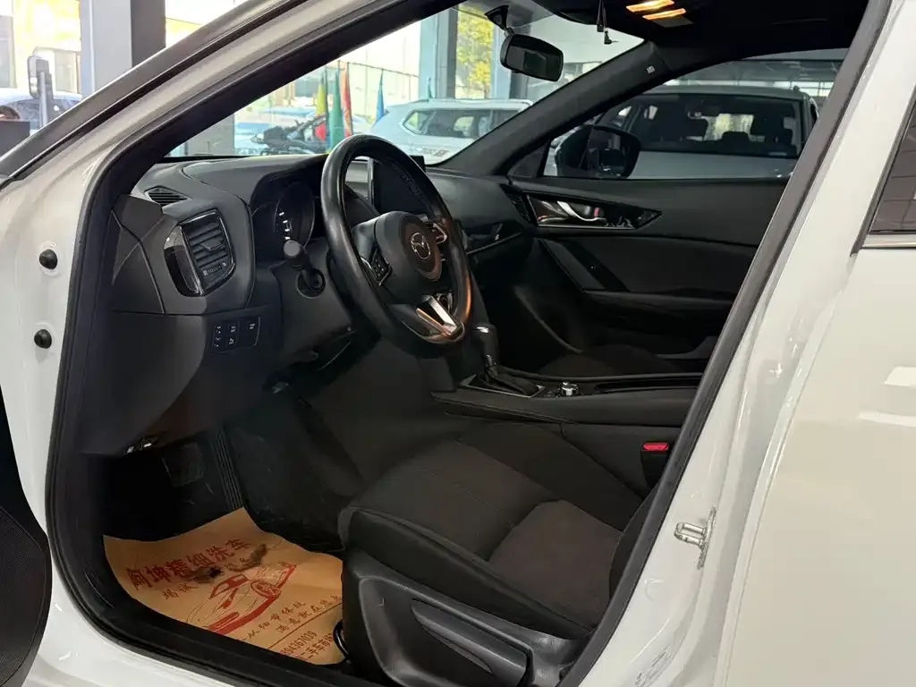 Mazda CX-4 2022 из CN, фото 5