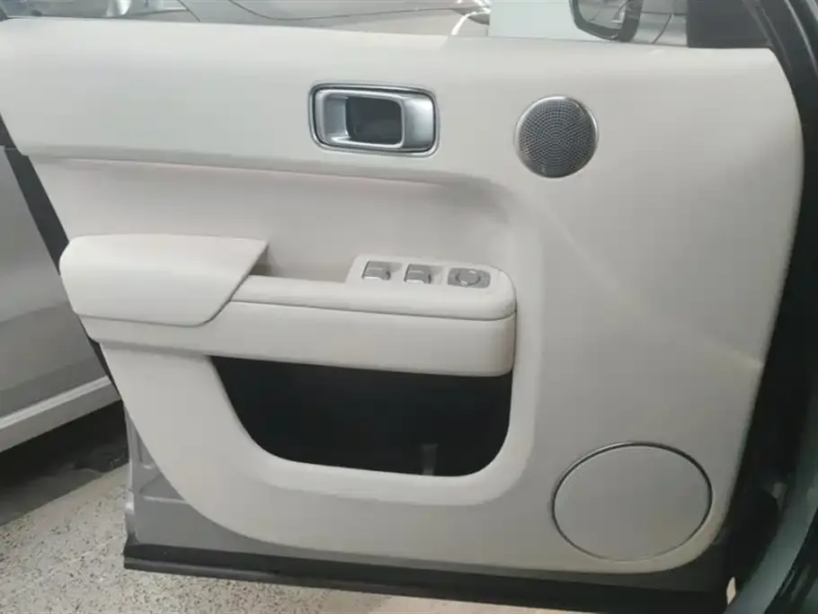 Li Auto L8 2023 из CN, фото 2