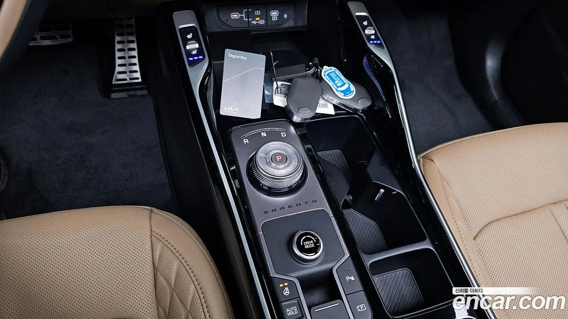 Kia Sorento — фото 8