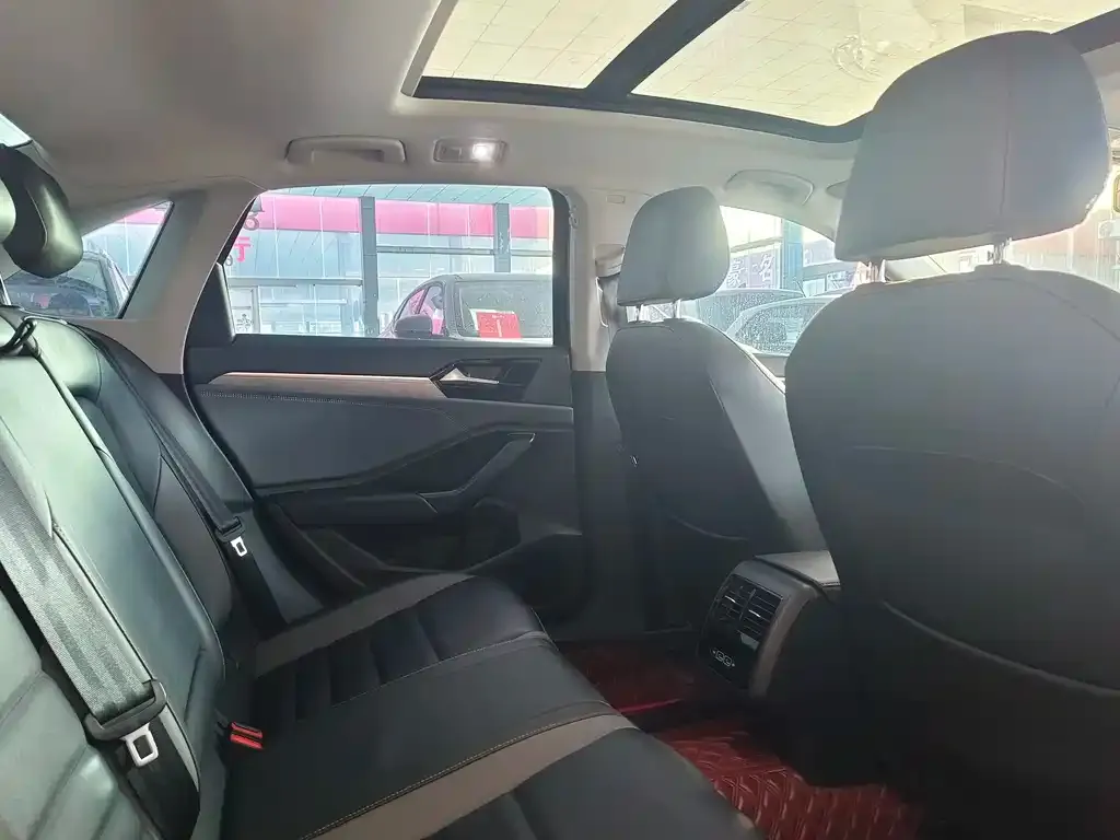 Volkswagen Sagitar 2022 из CN, фото 9