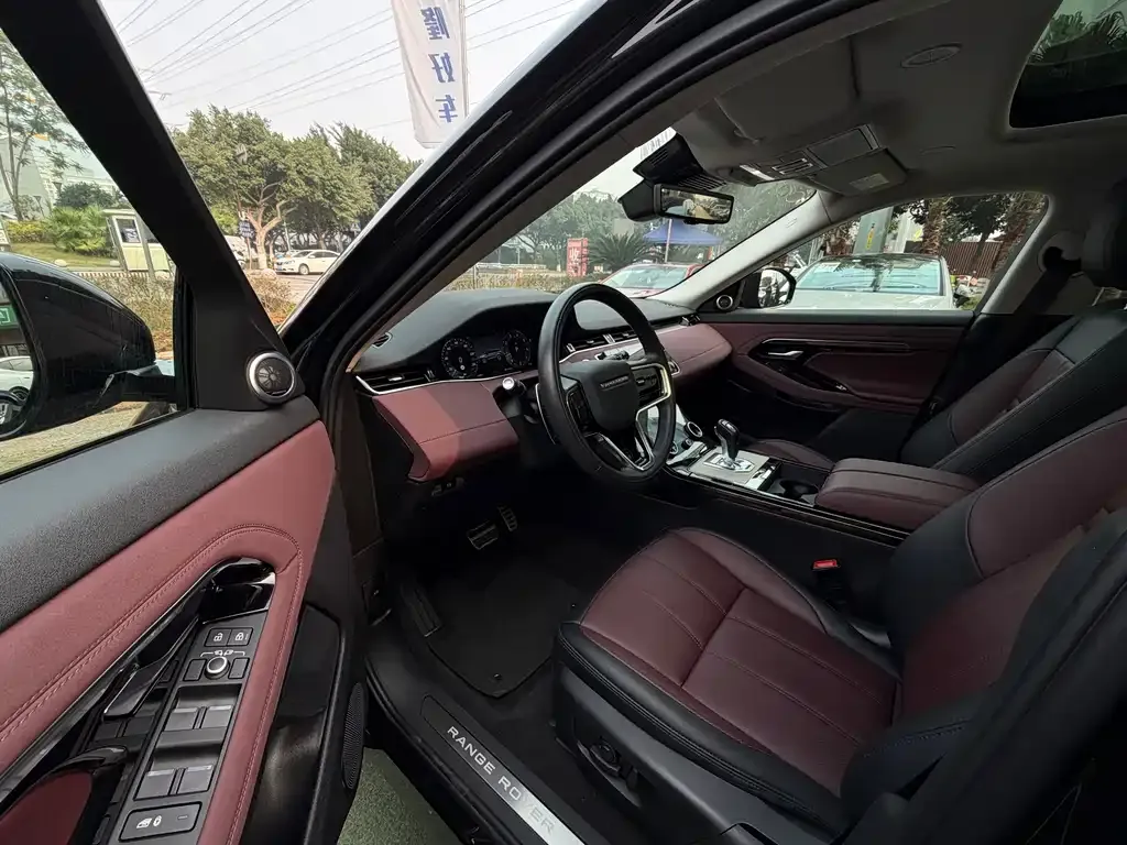 Land Rover Evoque 2023 из CN, фото 6