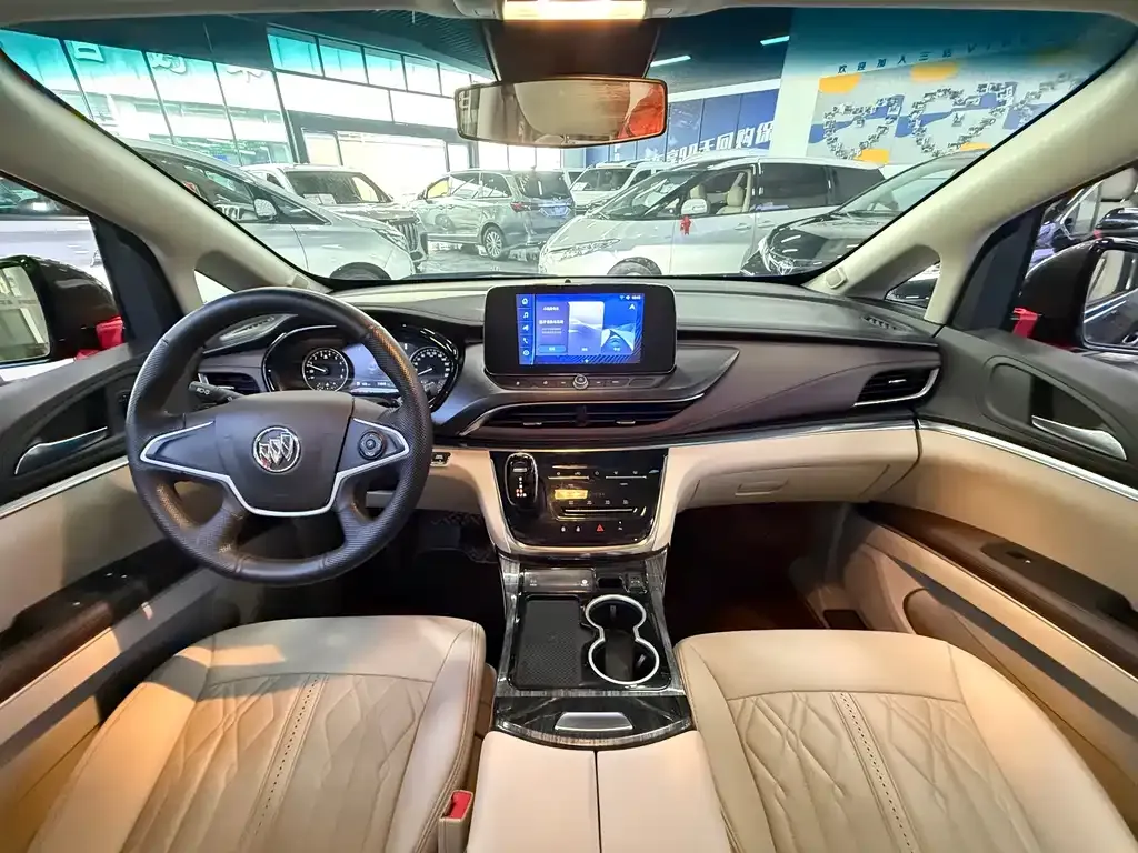 Buick GL8 2023 из CN, фото 9