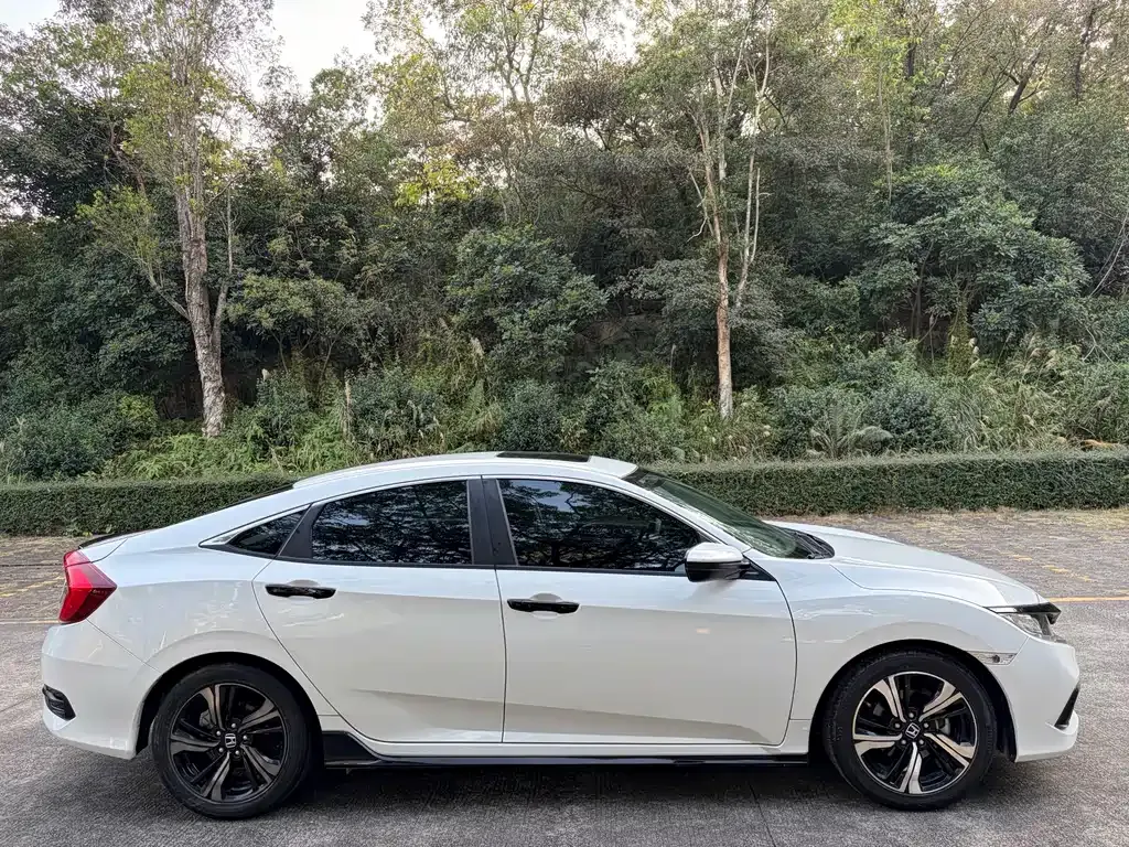 Honda Civic 2021 из CN, фото 7
