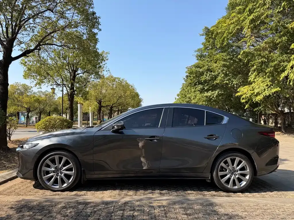 Mazda 3 Axela 2024 из CN, фото 10
