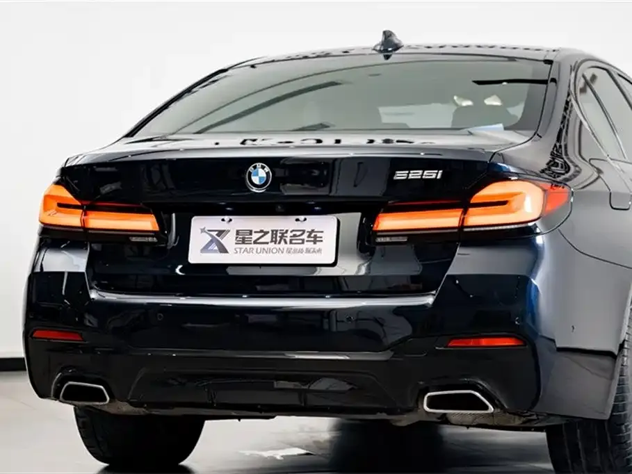 BMW 5 Series (Import) — фото 2