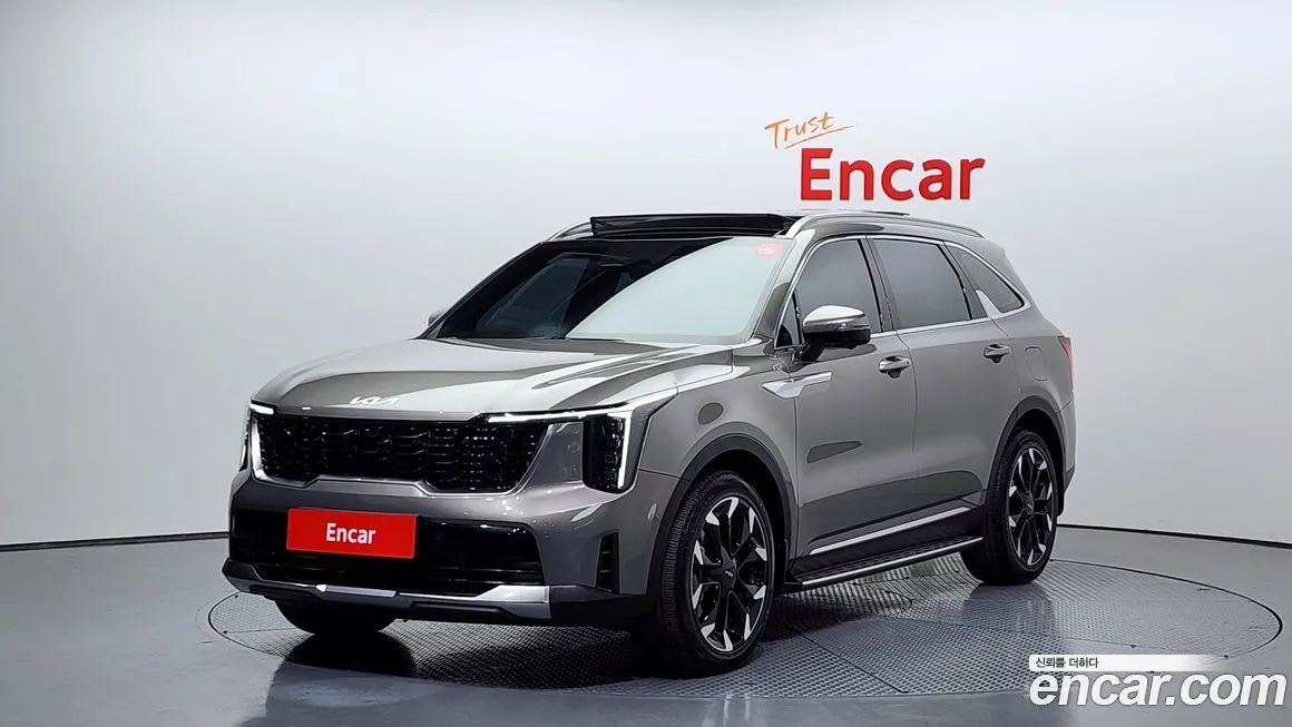 Kia Sorento — фото 1