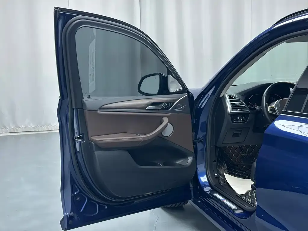 BMW X3 2022 из CN, фото 4