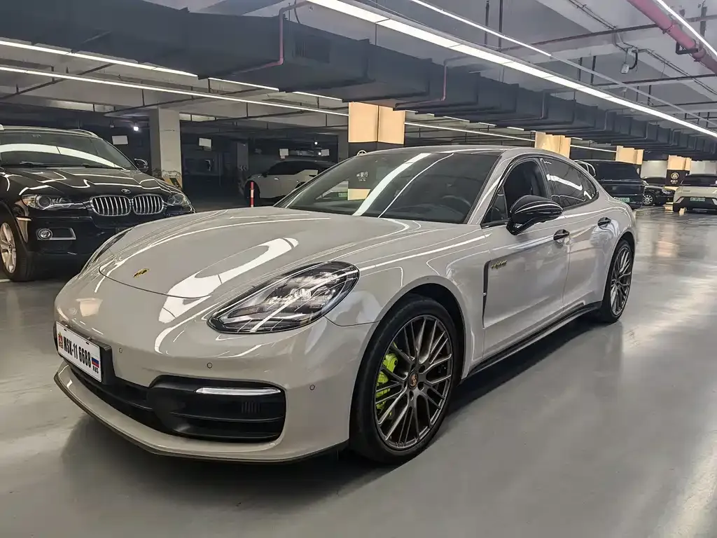 Porsche Panamera Hybrid 2023 из CN, фото 2