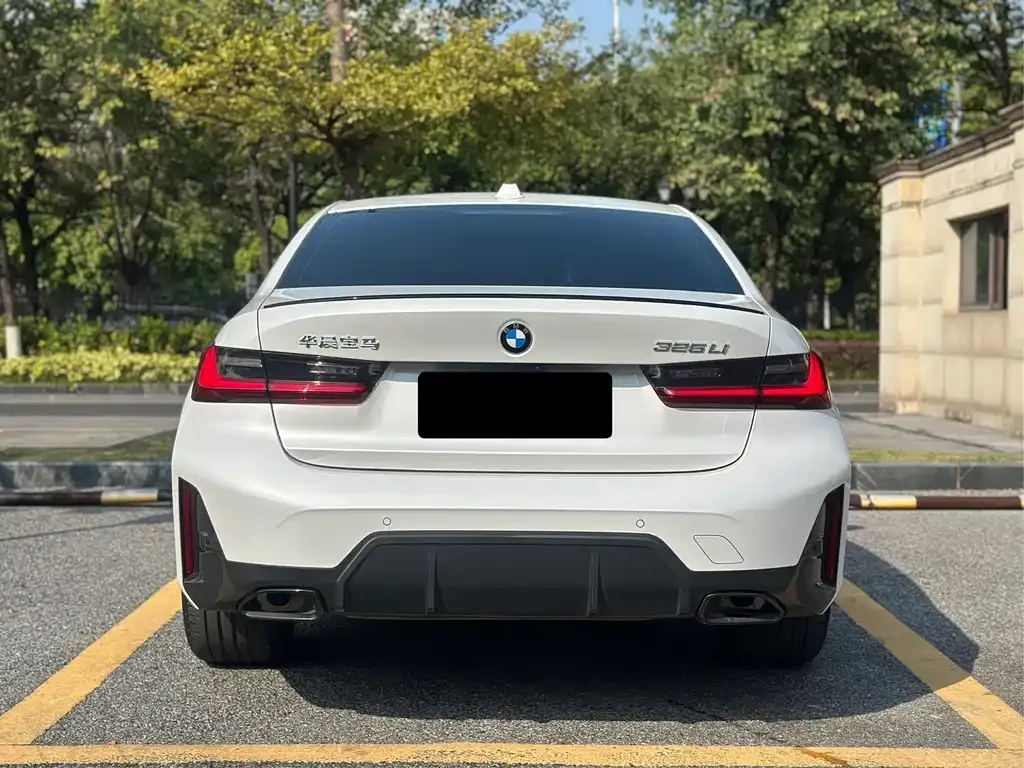 BMW 3 Series 2024 из CN, фото 6