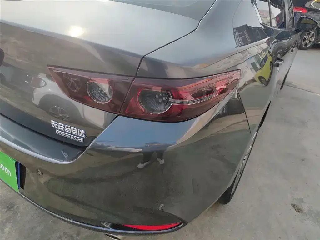Mazda 3 Axela 2021 из CN, фото 3
