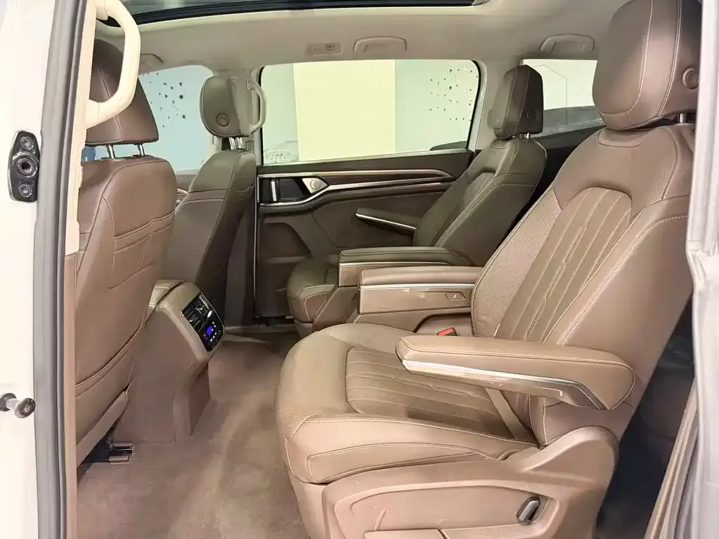 Volkswagen Viloran 2021 из CN, фото 9