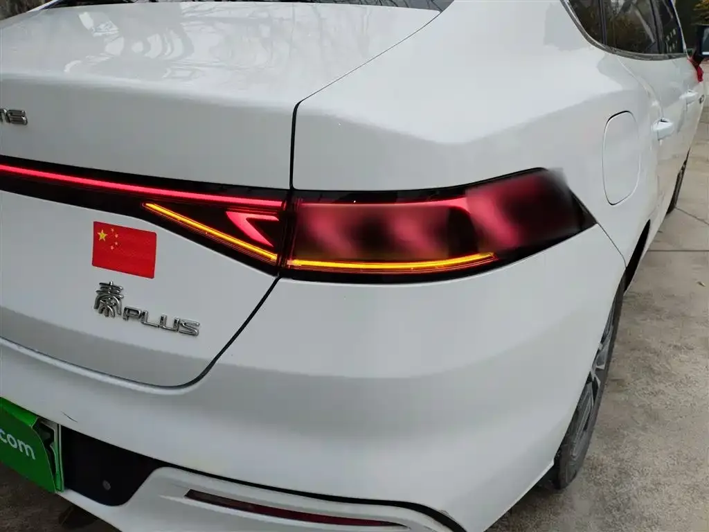 BYD Qin PLUS — фото 8